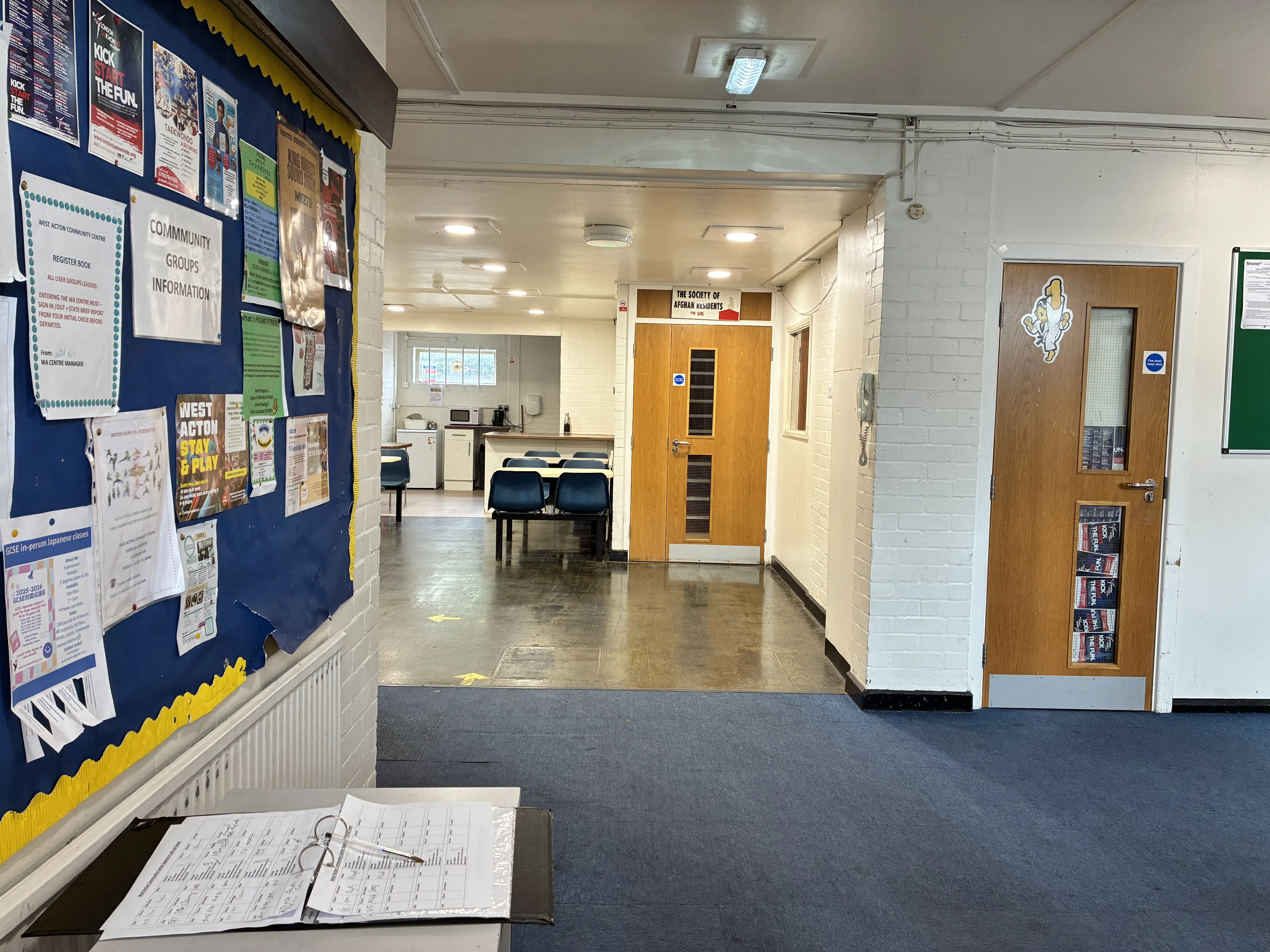 Lobby & Hallway